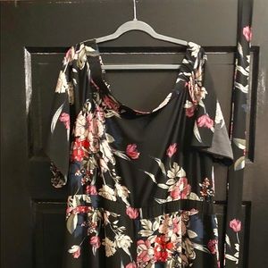 City Chic pant jumper Size 22. Off shoulder!